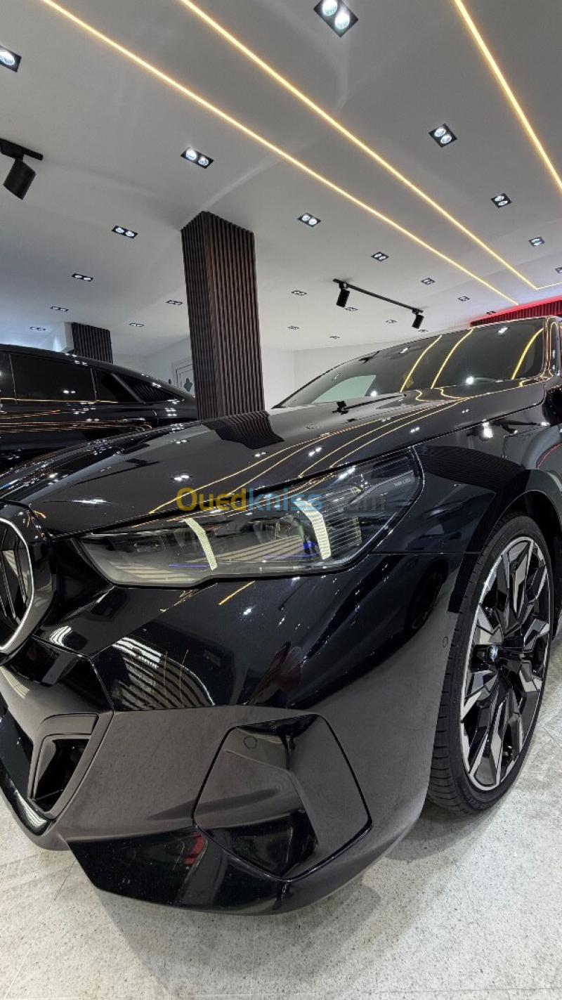 BMW Série 5 2025 520d 8