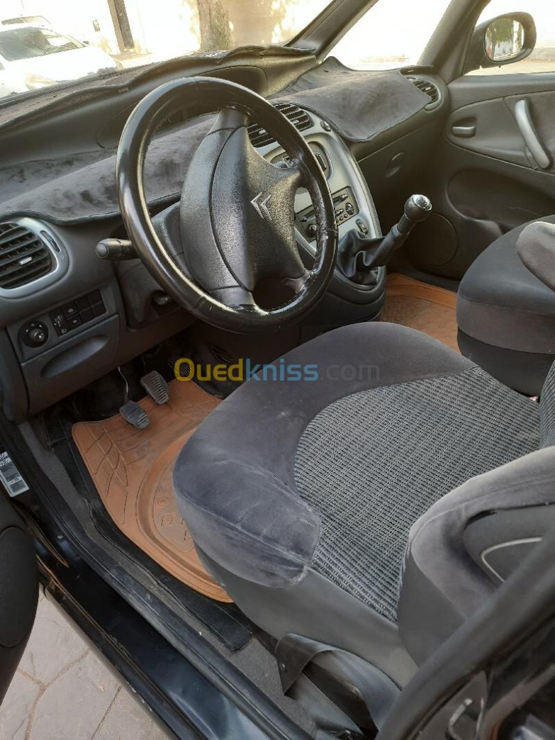 Citroen Xsara Picasso 2009  9