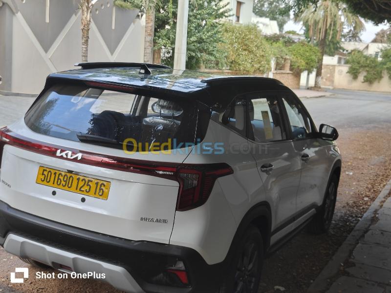 Kia Seltos 2025 Luxury 6