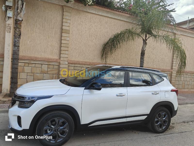 Kia Seltos 2025 Luxury 3