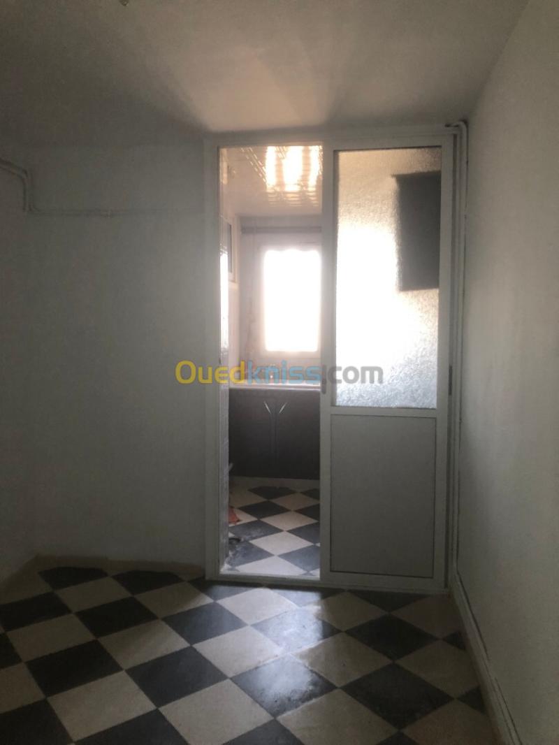 Location Appartement F3 Alger Bir mourad rais