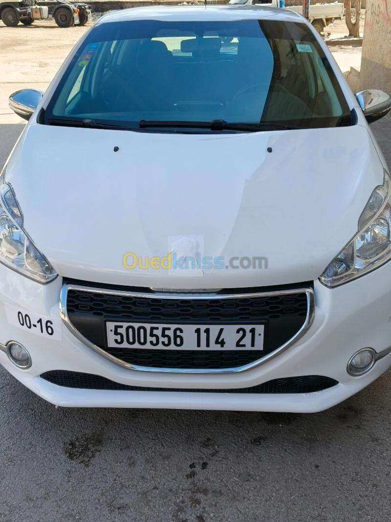 Peugeot 208 2014 Active 18