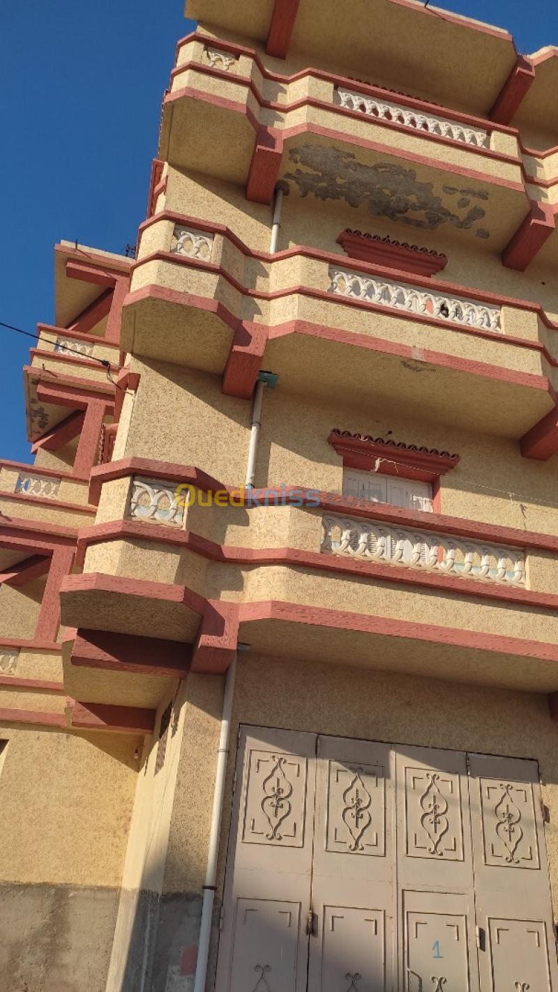 Location Appartement Niveau de villa F3 Skikda Collo 2