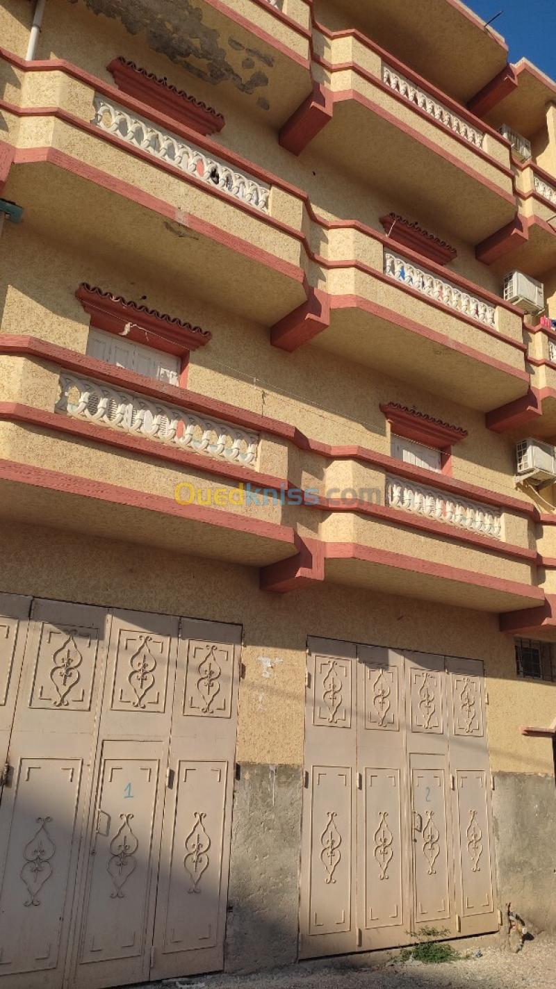 Location Appartement Niveau de villa F3 Skikda Collo 3