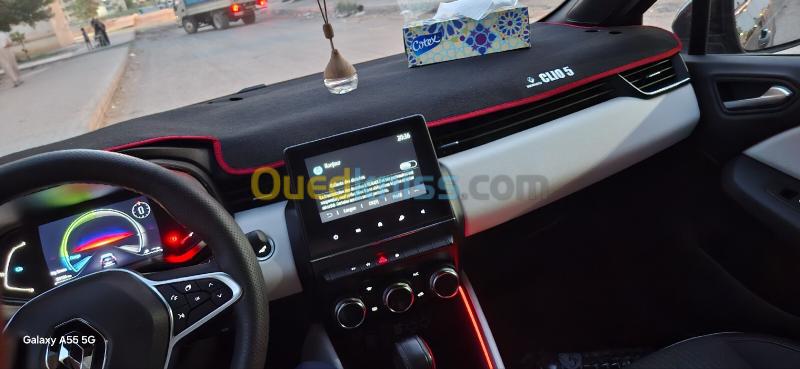 Renault Clio 5 2022 E tech hybride 2