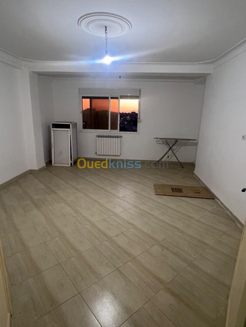 Location Appartement F4 Boumerdès Boumerdes