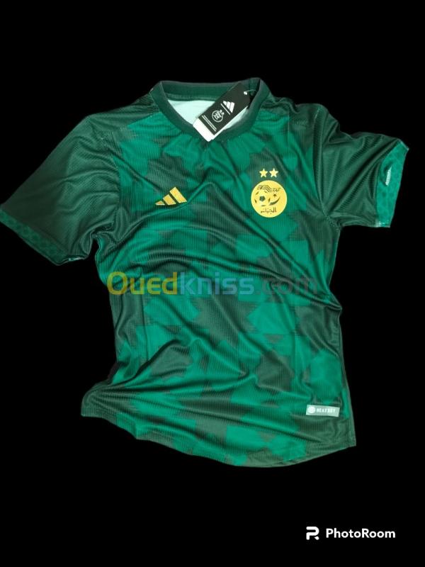  قميص المنتخب الوطني الجزائري 