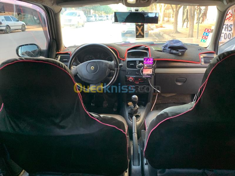 Renault Clio 2 2002 Clio 2 10