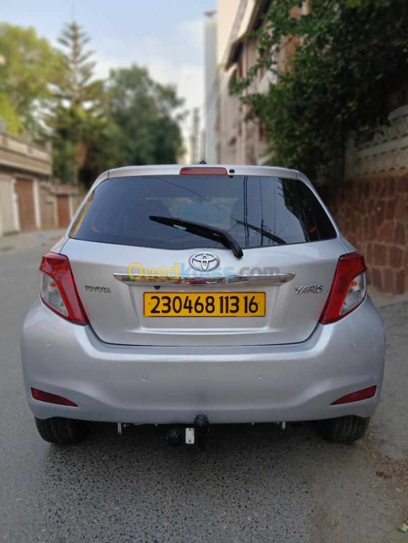 Toyota Yaris 2013  6