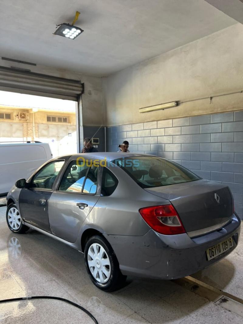 Renault Symbol 2010 Expression 4