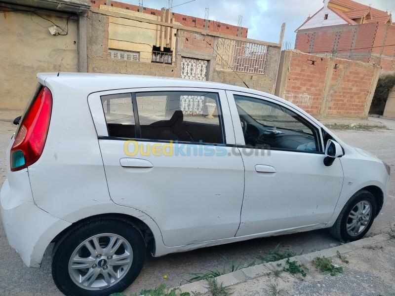 Chevrolet Sail 5 portes 2012  3