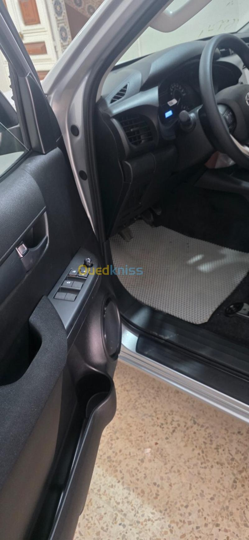 Toyota Revo  2026 جنوب أفريقيا 12