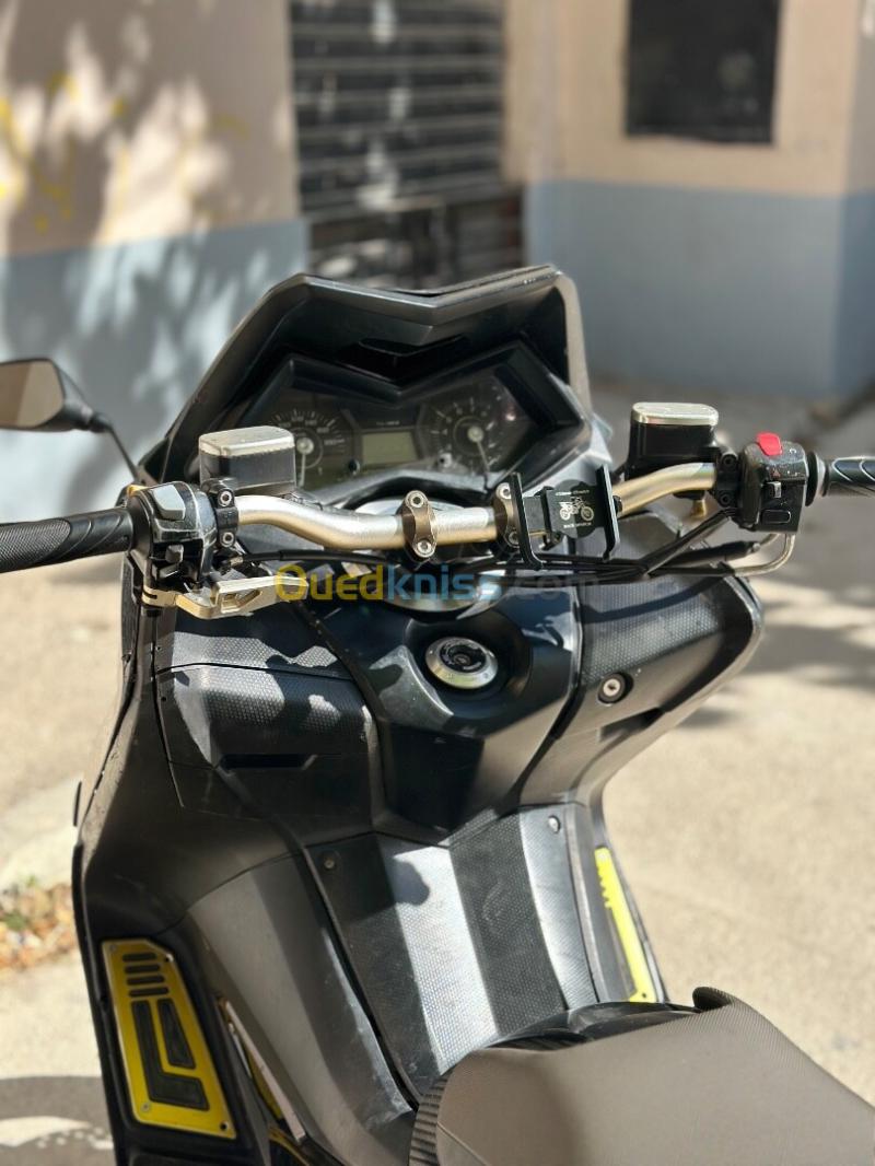Yamaha Tmax 2015 2