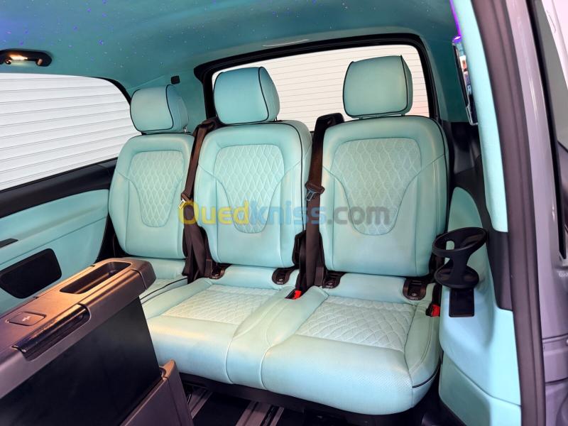 Mercedes Classe V 2025 Maybach 18