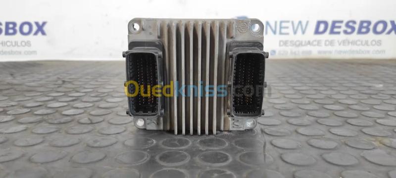 Calculateur Moteur Ecu OPEL CORSA C Comfort 09391259 2