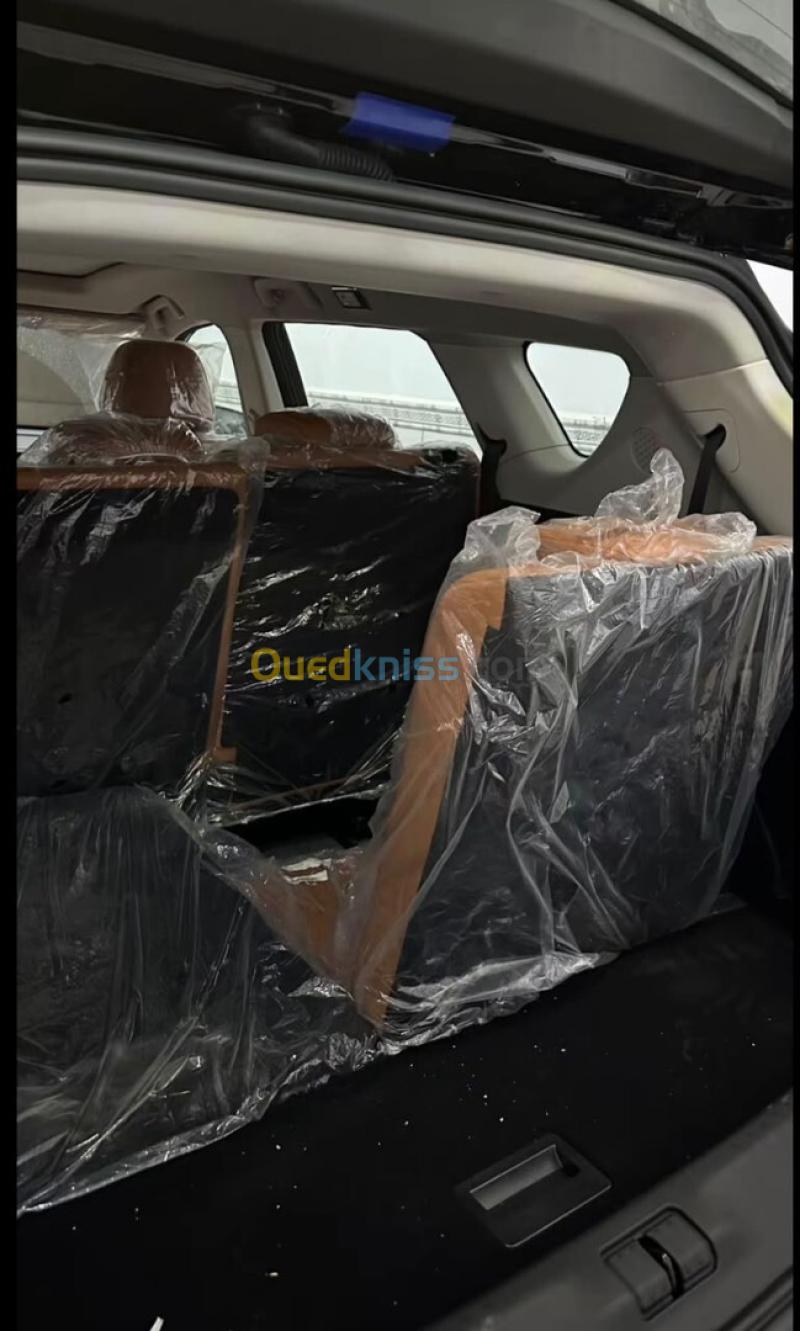 Jetour  X70 PLUS 2026 Luxury Edition 7 places  8