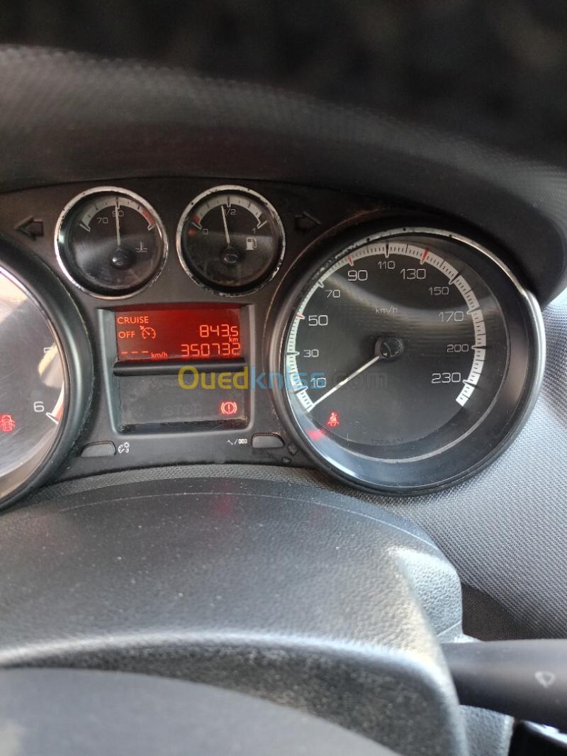 Peugeot 308 2011 308 11