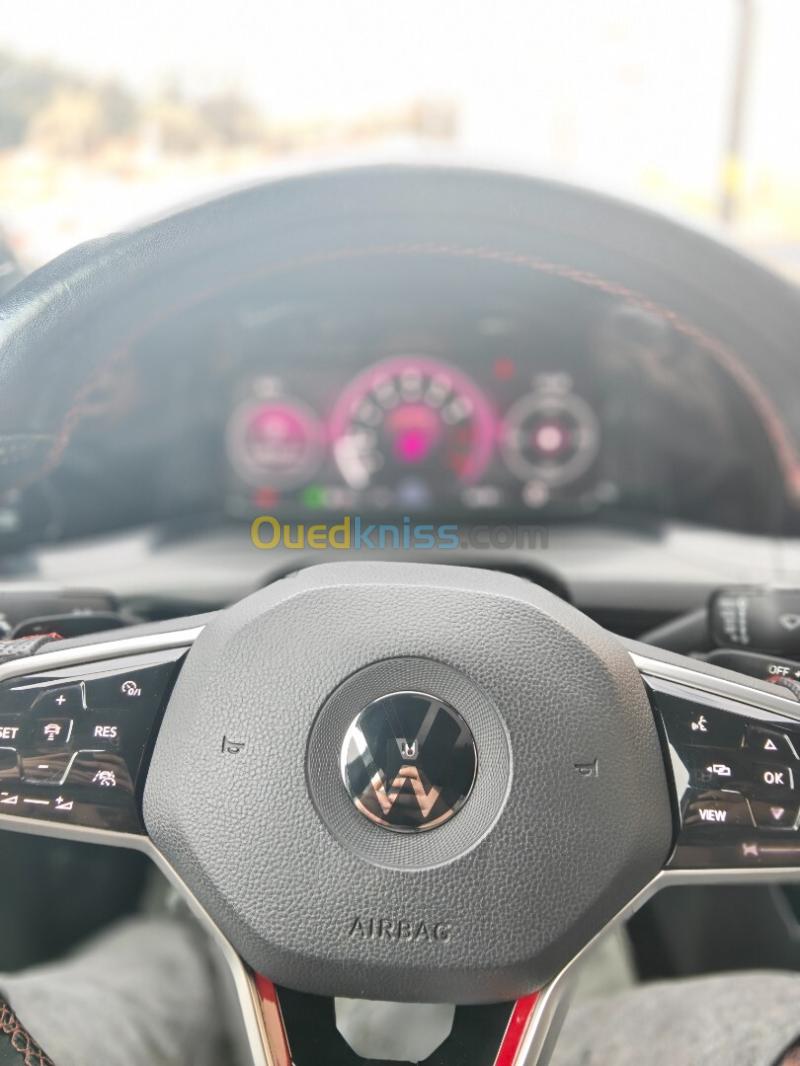 Volkswagen Golf 8 2021 GTI 11