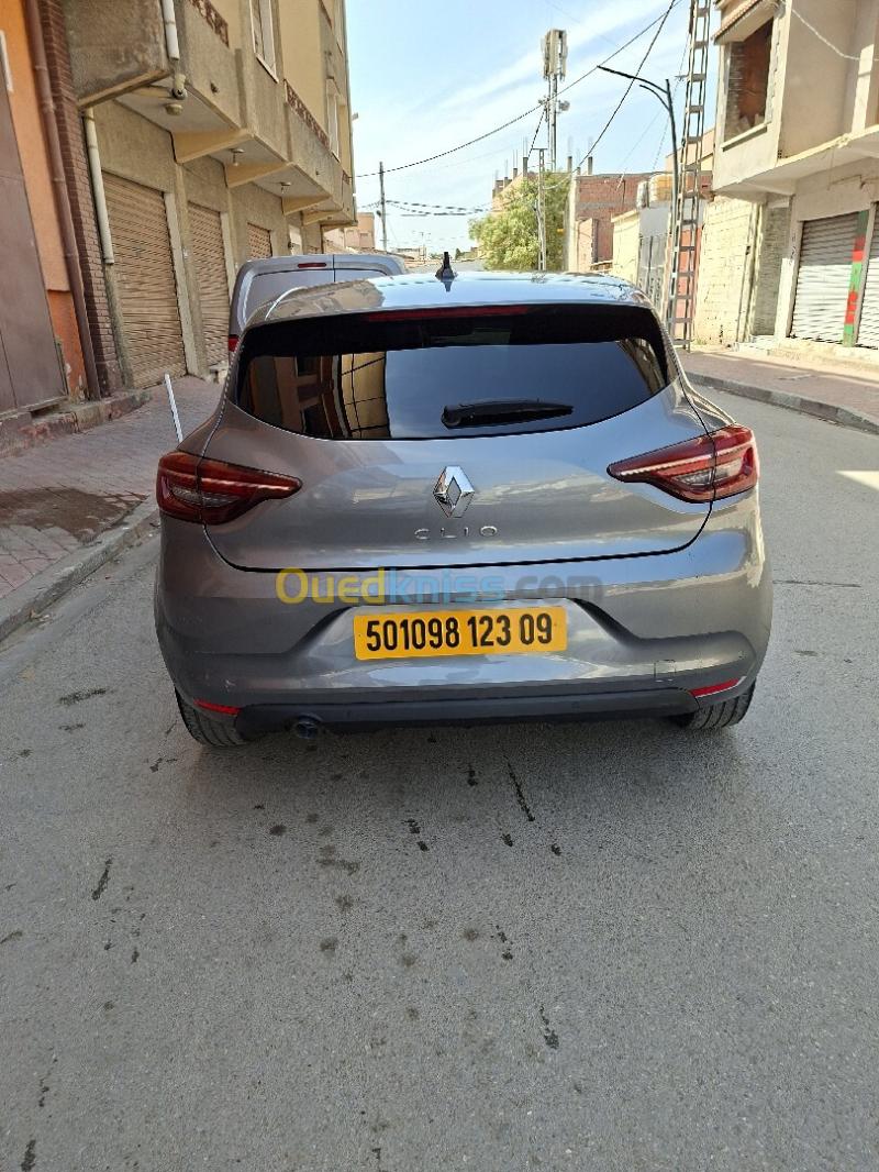 Renault Clio 5  2023 Evolution 2
