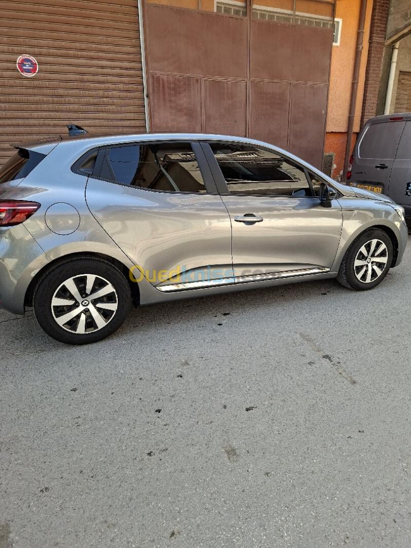 Renault Clio 5  2023 Evolution