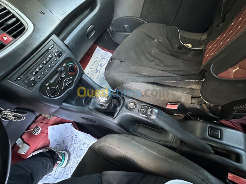 Peugeot 206 Plus 2012 206 Plus 18