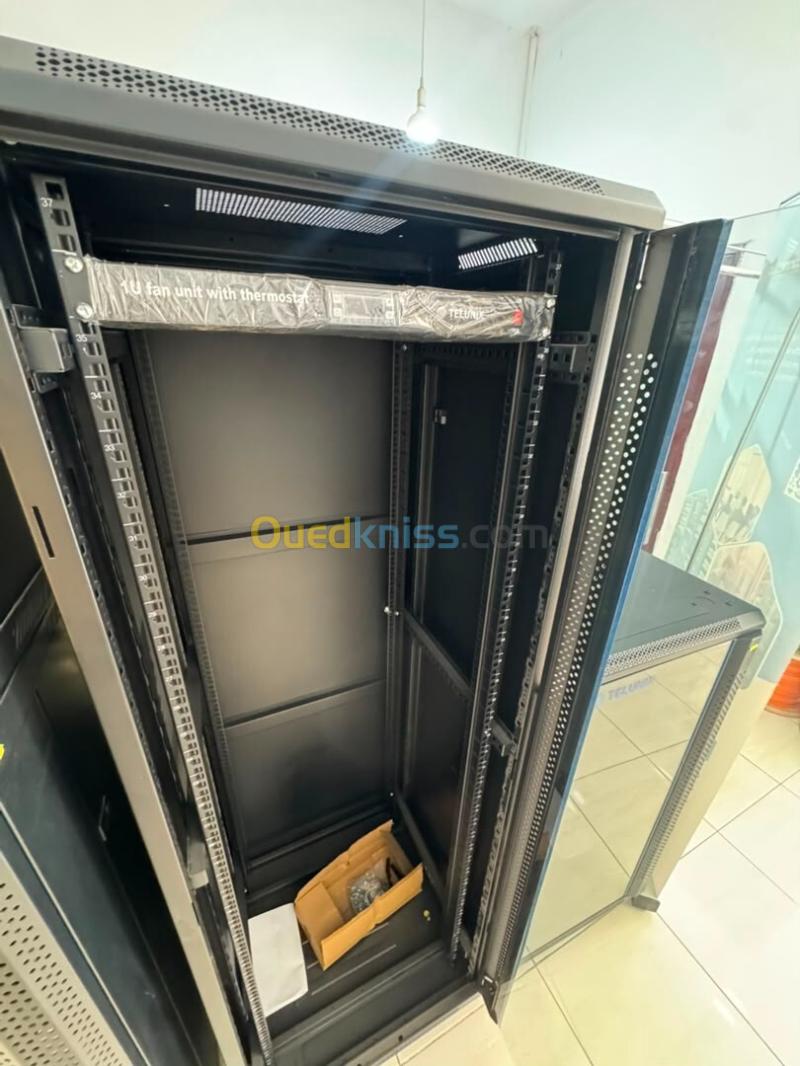Armoires de brassage au sol 37U TELUNIX 2