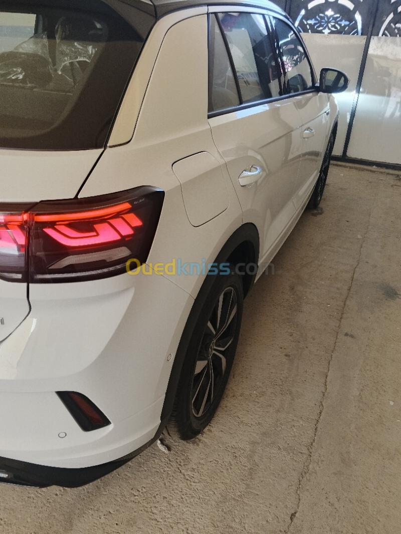Volkswagen T-Roc 2025 R 4