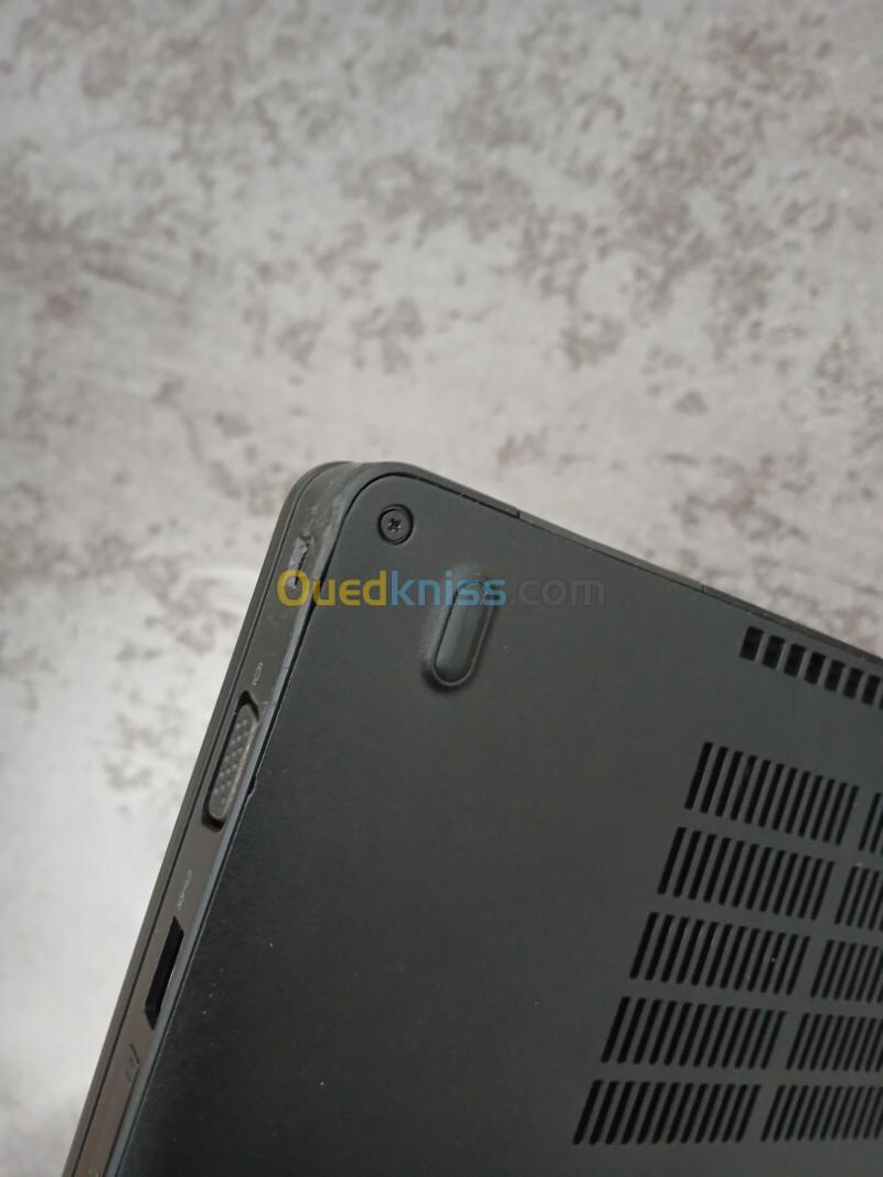 Dell latitude 5590 I5 8350U RAM 8GB SSD 256GB 15.6 FULL HD 15