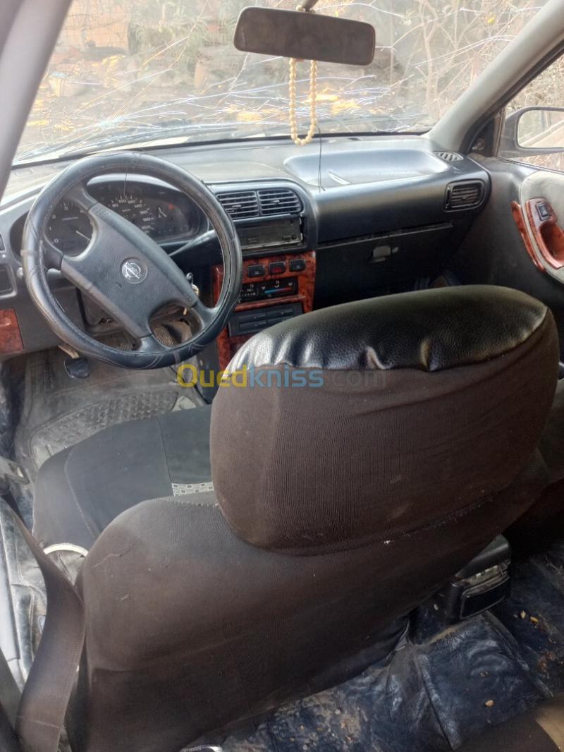 Nissan Sunny 1993 Sunny 7