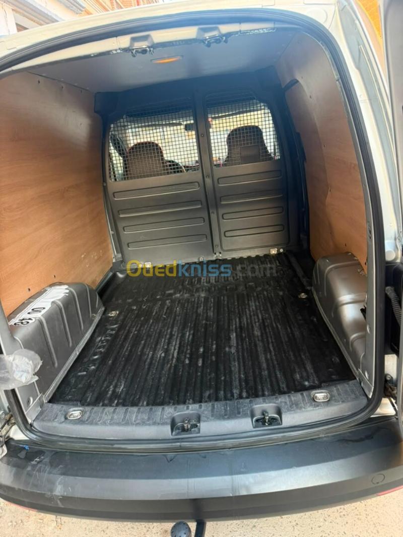 Volkswagen Caddy 2019 Fourgon 2