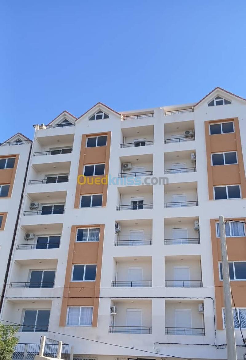 Vente Appartement F2 Tizi Ouzou Azeffoun 2