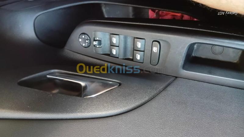 Opel Corsa 2022 Corsa 16