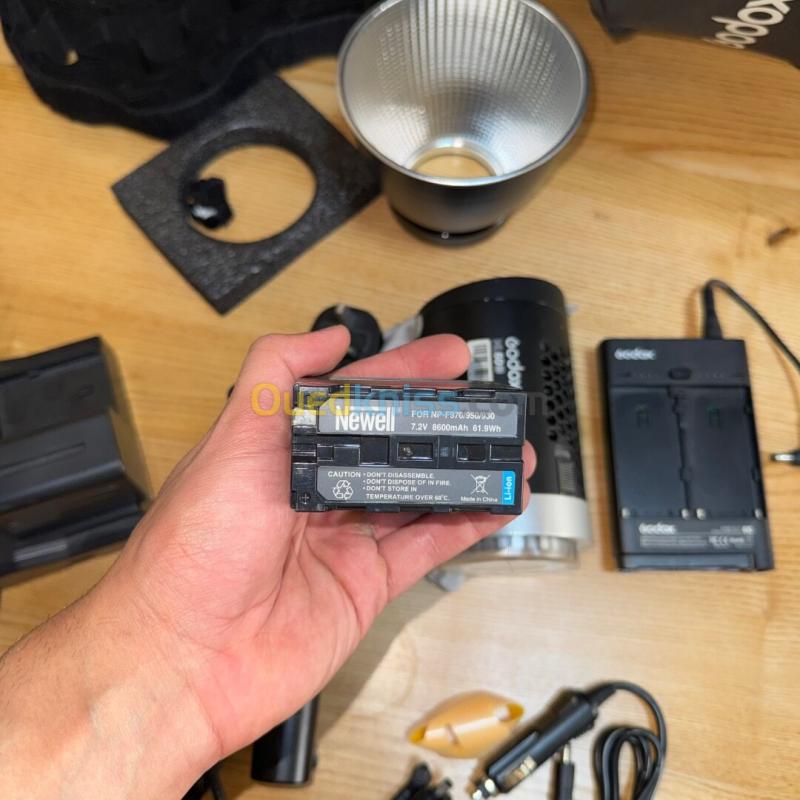 GODOX ML60BI 7