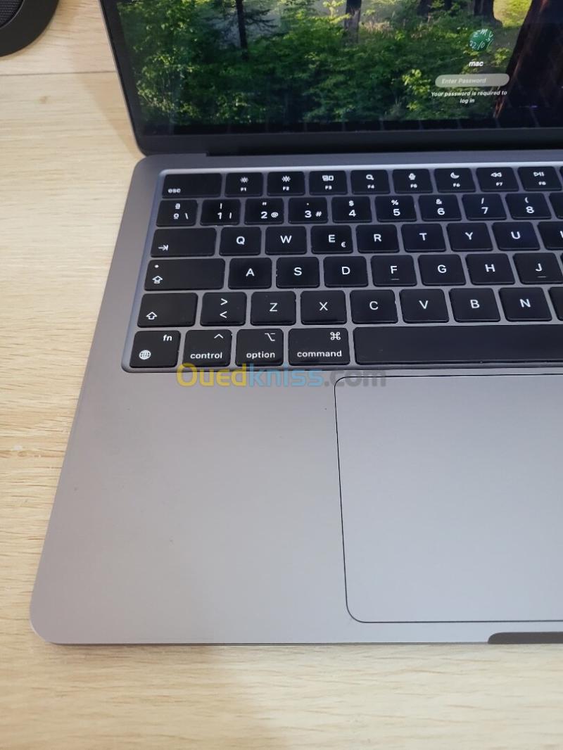 MacBook Air M2 2023 | PUCE M2 8 CPU | GPU 10 COEURS | 8GB RAM | 256GB SSD | CYCLES 61 3