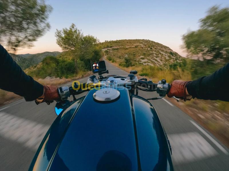 GoPro HERO11 Black | caméra d'action sportive et sous-marine | vidéo Ultra HD 5.3K60 4K UHD | 27MP | Diffusion en Direct | Webcam | stabilisation 7