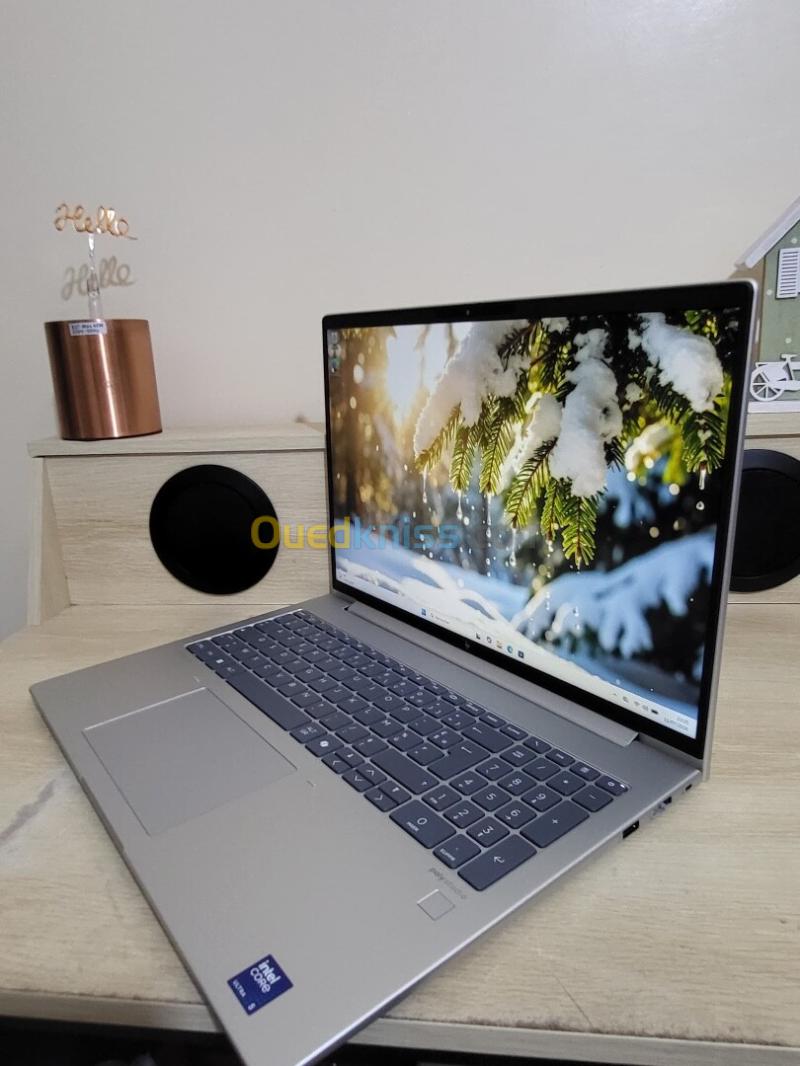 HP EliteBook 660 G11 16'' NoteBook AI PC | INTEL CORE Ultra 5 135U | 32GB RAM | 512 NVMe | INTEL GRAPHICS 5