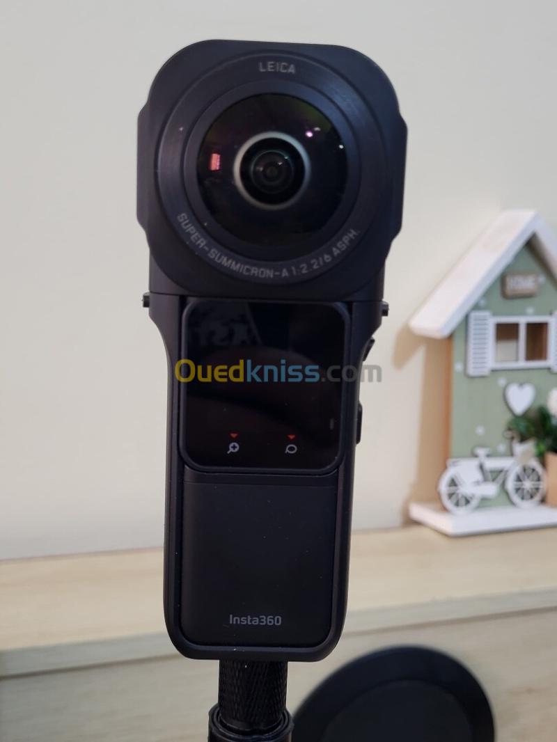 Insta360 One RS 1-inch 360 Edition - Caméra 360 VIDEO UHD 6K avec Deux capteurs 1 Pouce, co-conçue avec Leica, Photo 21MP, stabilisation FlowState, Faible luminosité de qualité, résistante à l'eau 24