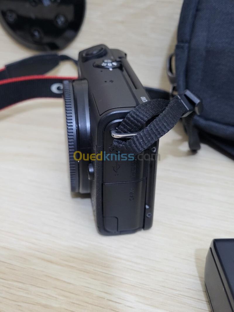 Canon EOS M 200 hybride Vidéo 4K/UHD 30p capteur APS-C de 24Mpx + EF-M 15-45mm f/3,5-6,3 IS STM 22