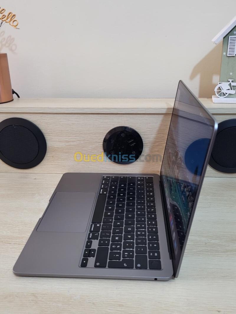 MacBook Air M2 2023 | PUCE M2 8 CPU | GPU 10 COEURS | 8GB RAM | 256GB SSD | CYCLES 67 | MDM BYPASSED 6