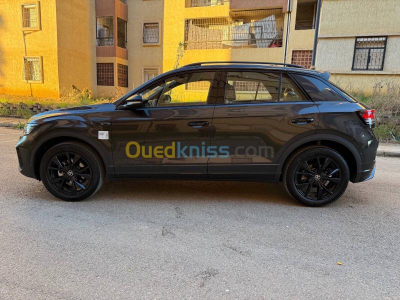 Volkswagen T-Roc 2025 R-line black black 7