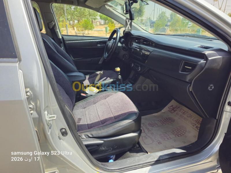 Toyota Corolla 2014 Corolla 5