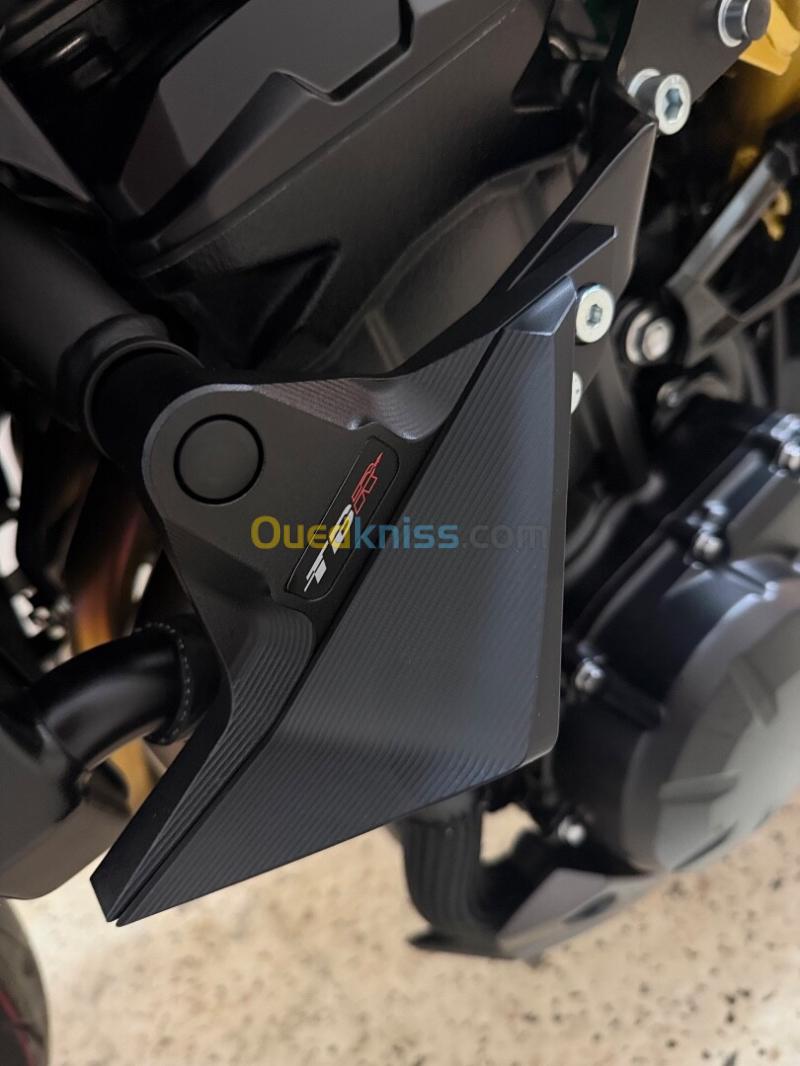 Kawazaki Z900 2026 7