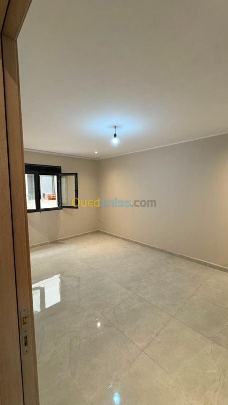 Vente Appartement F3 Oran Oran 2