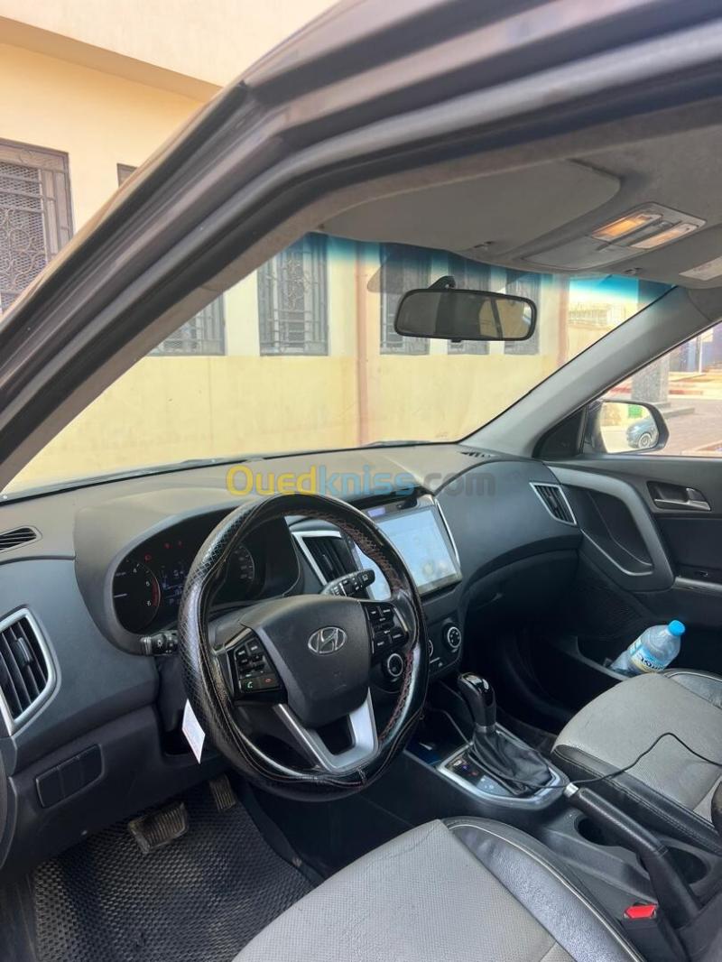 Hyundai Crita 2018  2