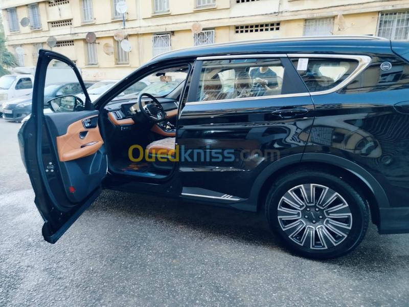 Jetour  X70 PLUS 2025 Luxury Edition 7 places  2