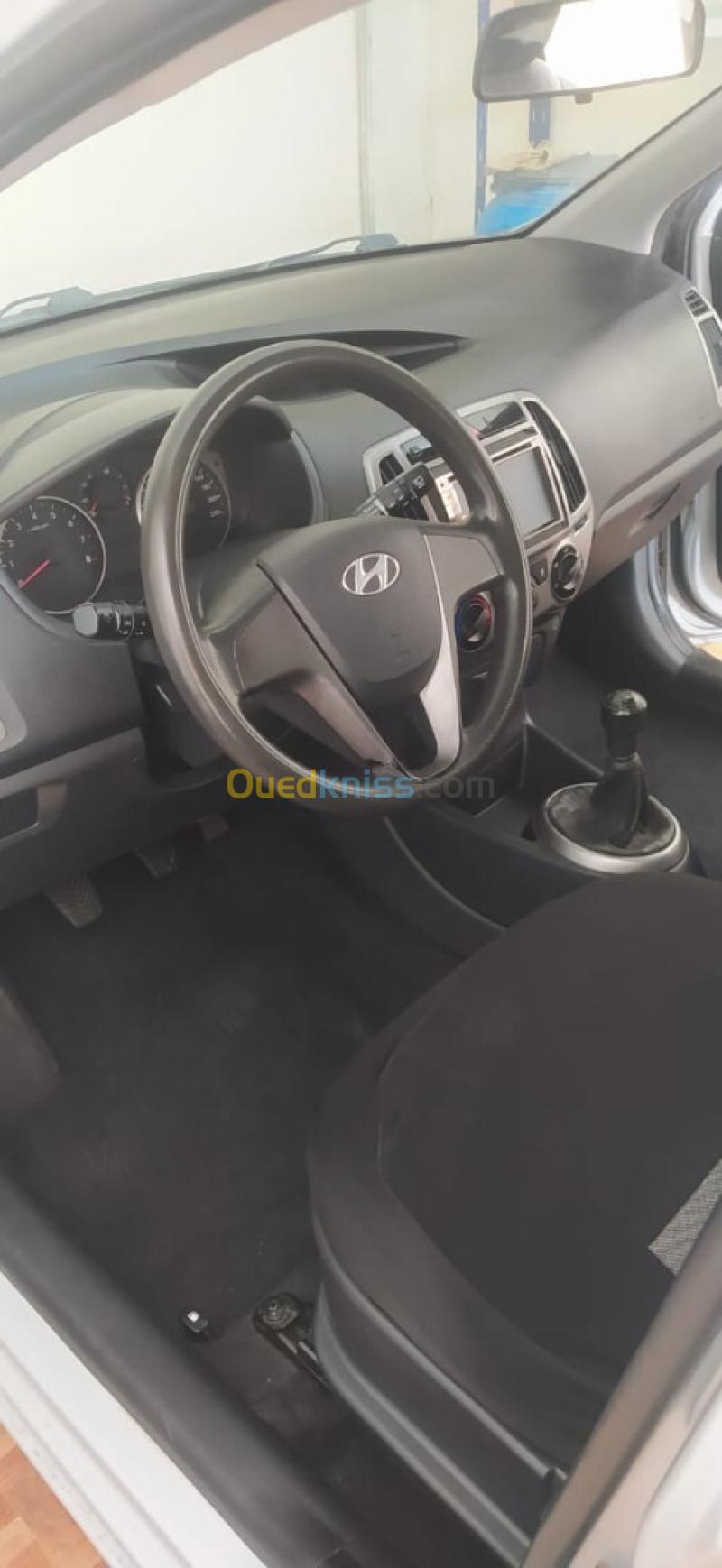 Hyundai i20 2015 i20 4
