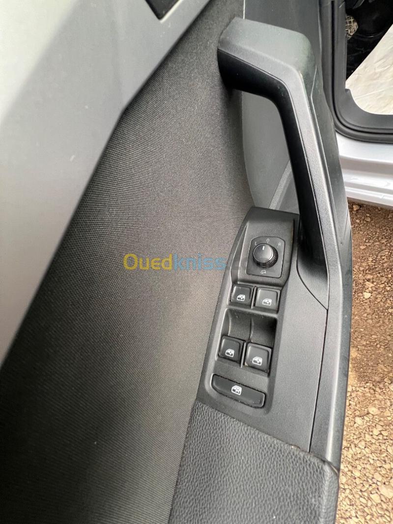 Seat Ibiza 2019 HIGH 6