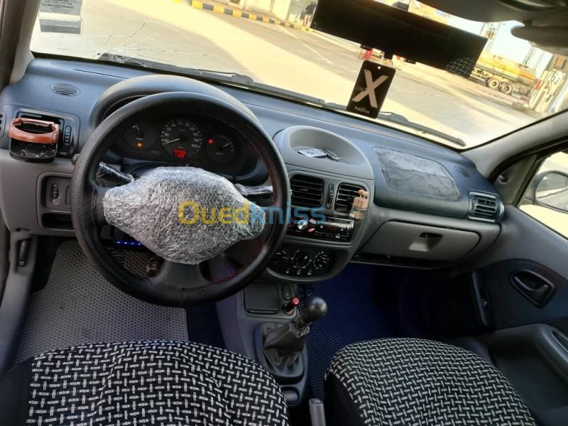 Renault Clio 2 1999 Clio 2 6