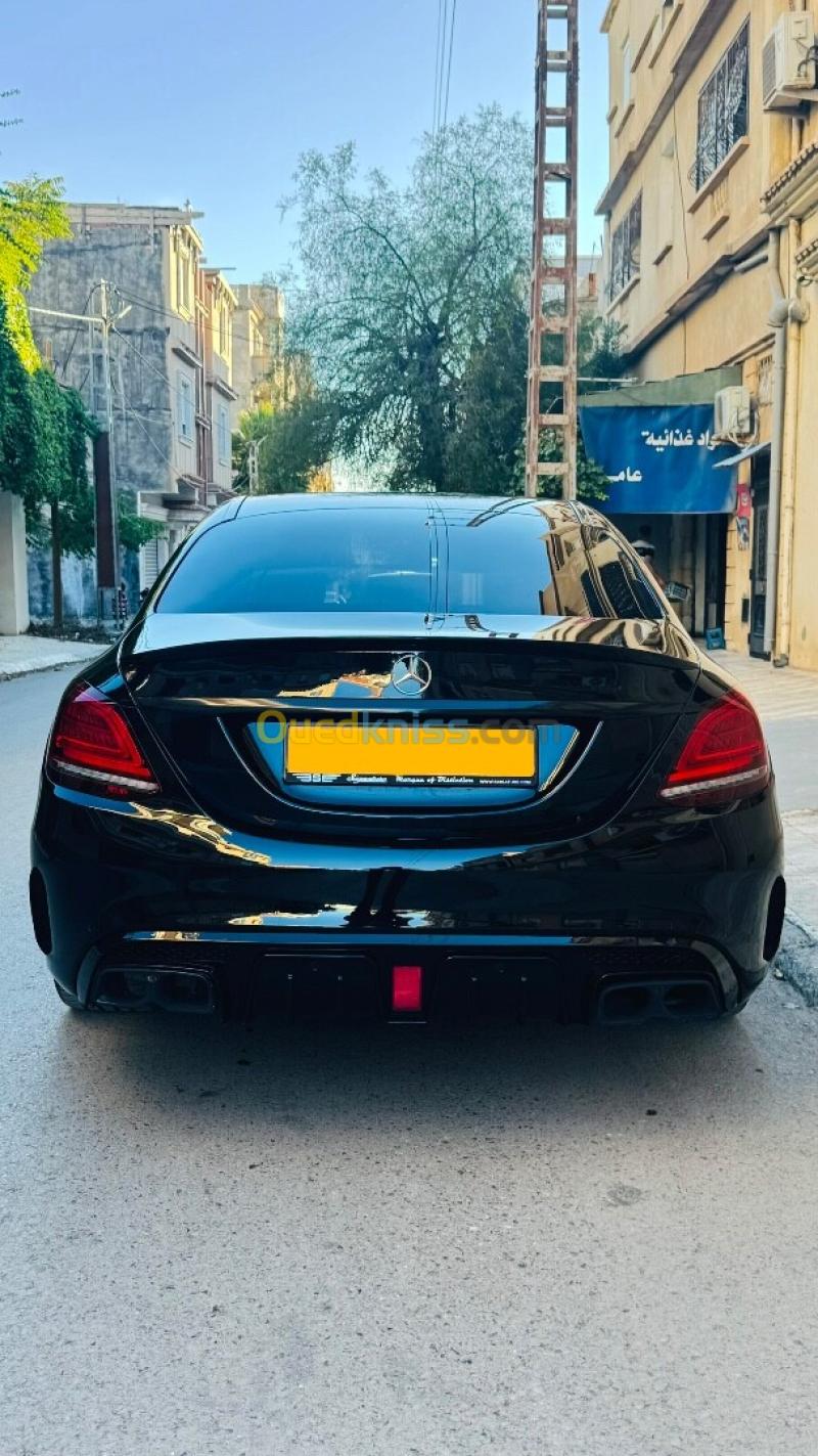 Mercedes Classe C 2020 220 Designo 5