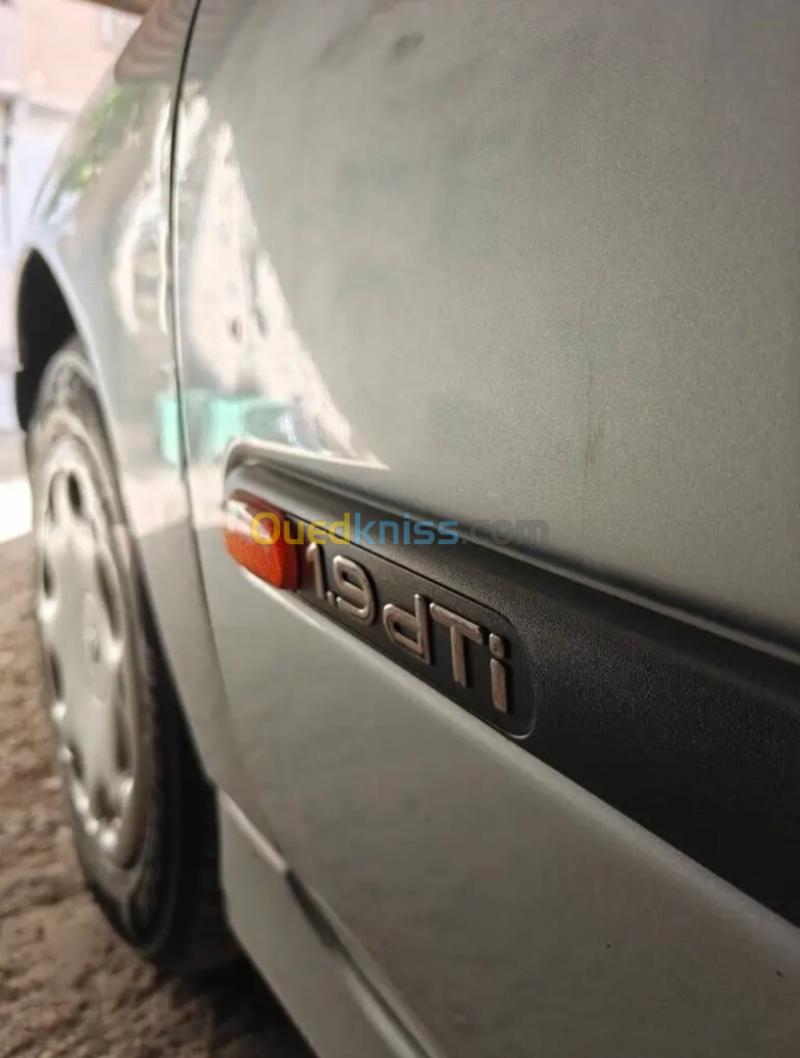 Renault Laguna 1 1999 Laguna 1 11